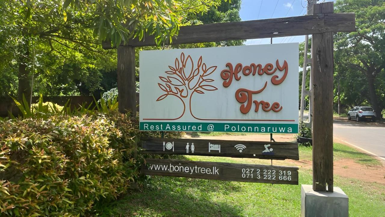 Honey Tree Polonnaruwa Hotel Exterior foto