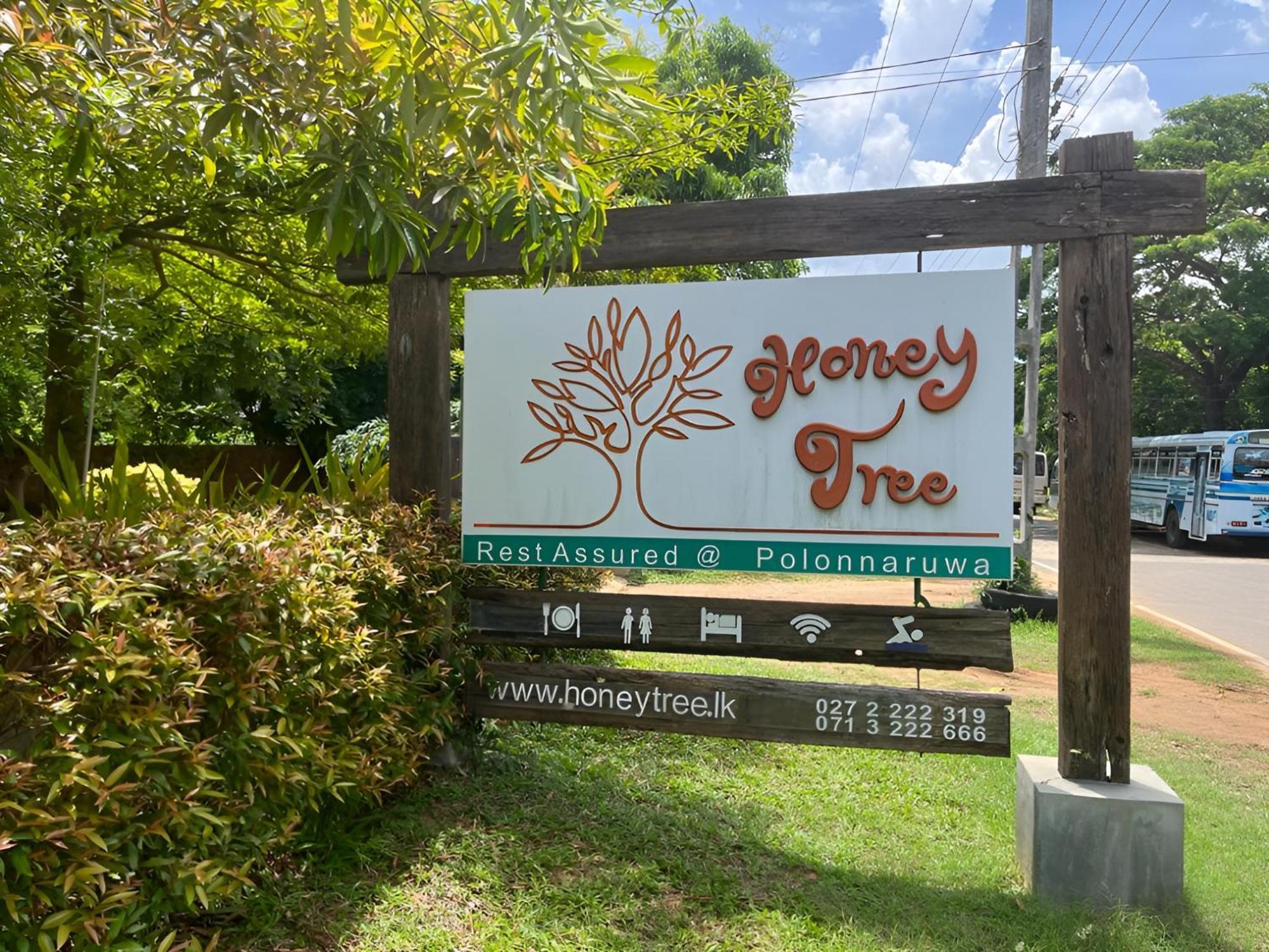 Honey Tree Polonnaruwa Hotel Exterior foto